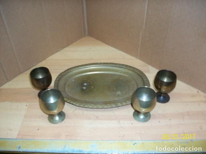 Vintage: BANDEJA CON 4 COPAS DE BRONCE - Foto 3