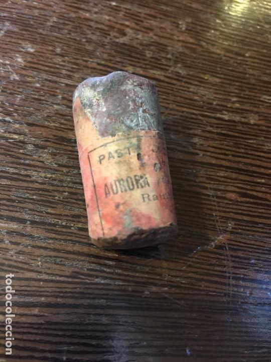 Vintage: Antigua barra de labios-colorete PASTA AURORA muy curiosa. A&ntilde;os 50