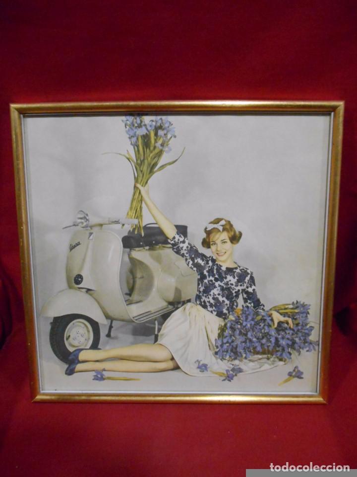 Vintage: BONITO CUADRO DE PUBLICIDAD DE LA VESPA - ORIGINAL NO REPRODUCCION -A&Ntilde;OS 50 -