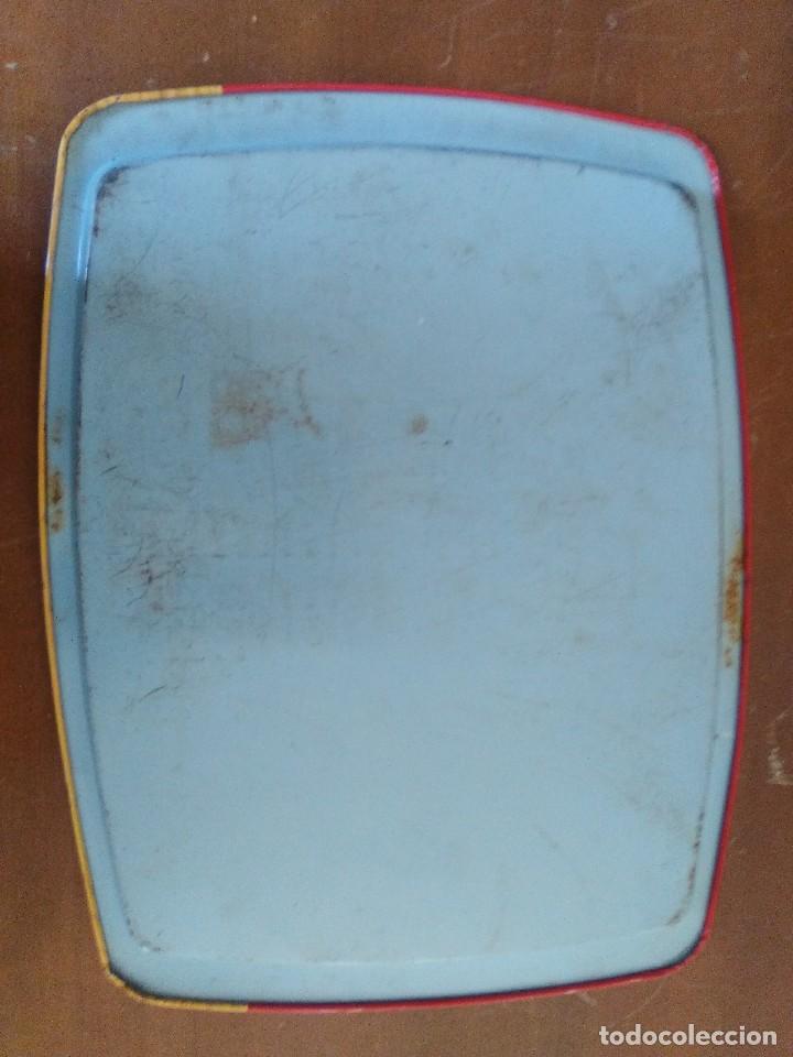 Vintage: Bandeja con tres perritos. - Foto 2