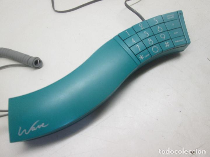 Vintage: Tel&eacute;fono de curioso dine&ntilde;o, WAVE - Foto 2
