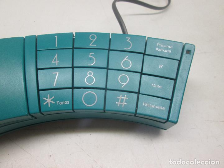 Vintage: Tel&eacute;fono de curioso dine&ntilde;o, WAVE - Foto 3