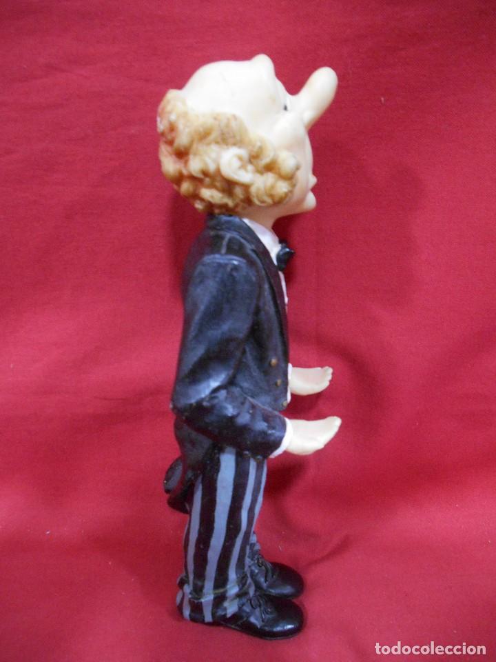 Vintage: SIMPATICA FIGURA DE RESINA DE CAMARERO - Foto 5