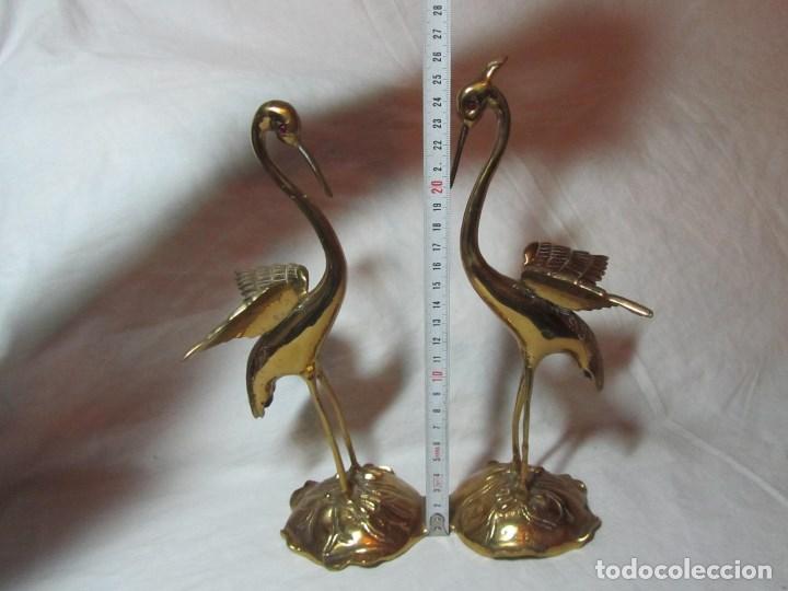 Vintage: Pareja de cigue&ntilde;as (macho y hembra) en bronce - Foto 5