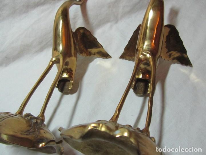 Vintage: Pareja de cigue&ntilde;as (macho y hembra) en bronce - Foto 11