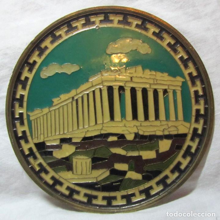 Vintage: Plato de lat&oacute;n o bronce con lacados Partenon Grecia