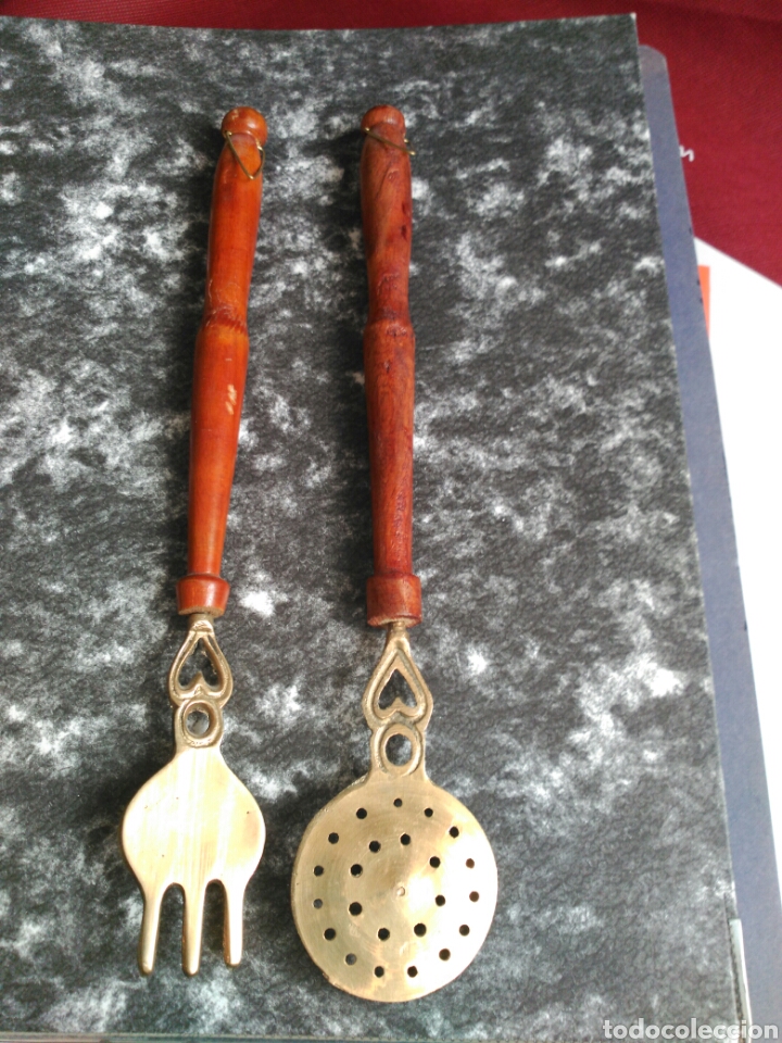 Vintage: &Uacute;tiles en lat&oacute;n y madera para colgar. - Foto 2