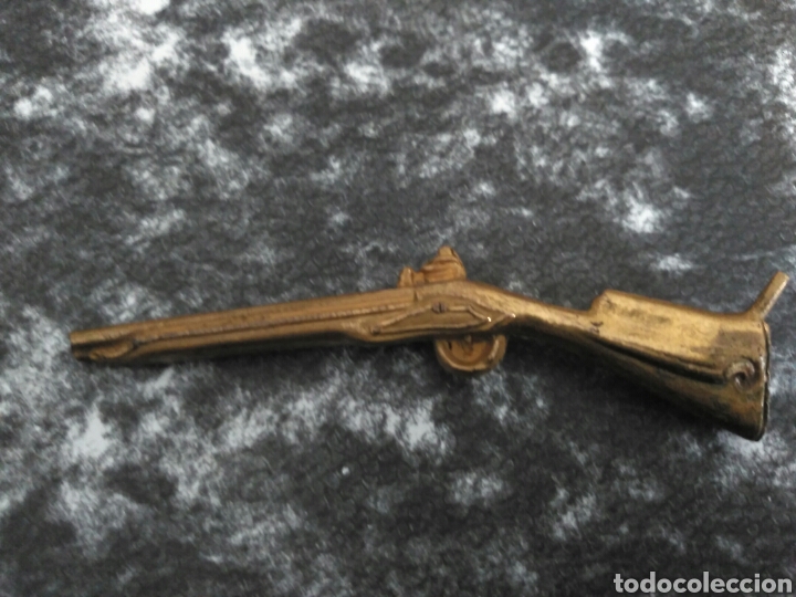 Vintage: miniatura de rifle en metal. - Foto 1