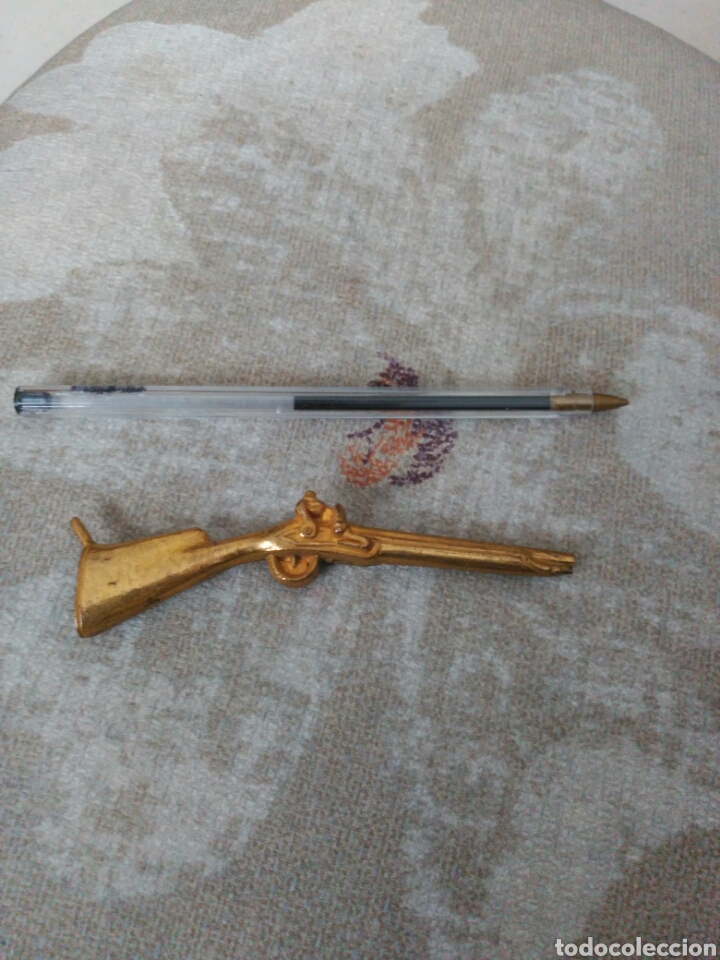 Vintage: miniatura de rifle en metal. - Foto 4