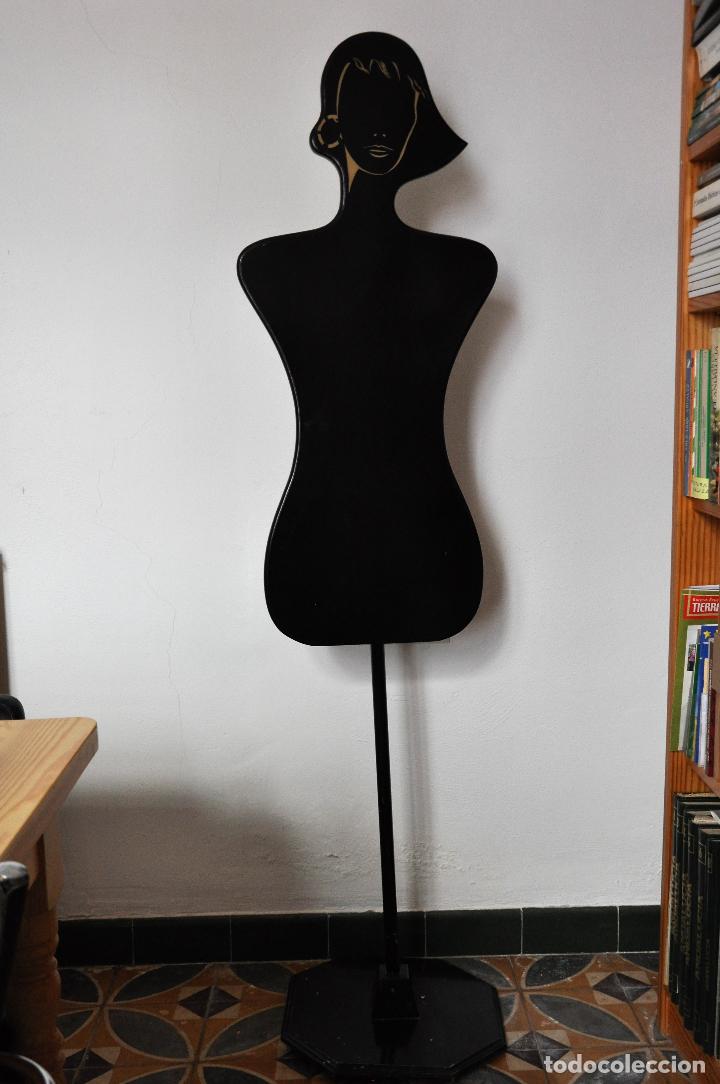 Vintage: Maniqu&iacute; de madera. - Foto 2