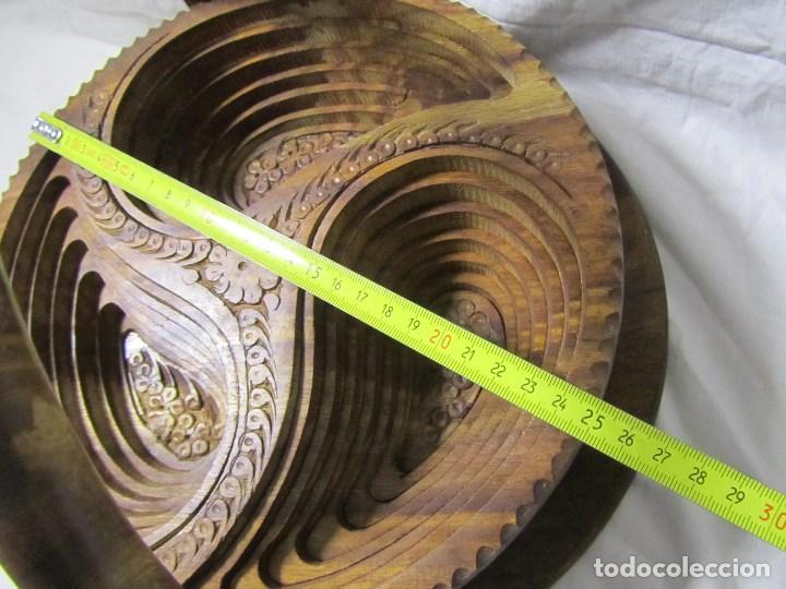 Vintage: Cesta para aperitivos de madera plegable S&iacute;mbolo celta - Foto 2