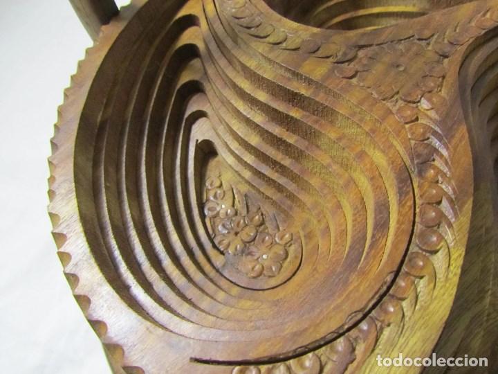 Vintage: Cesta para aperitivos de madera plegable S&iacute;mbolo celta - Foto 6