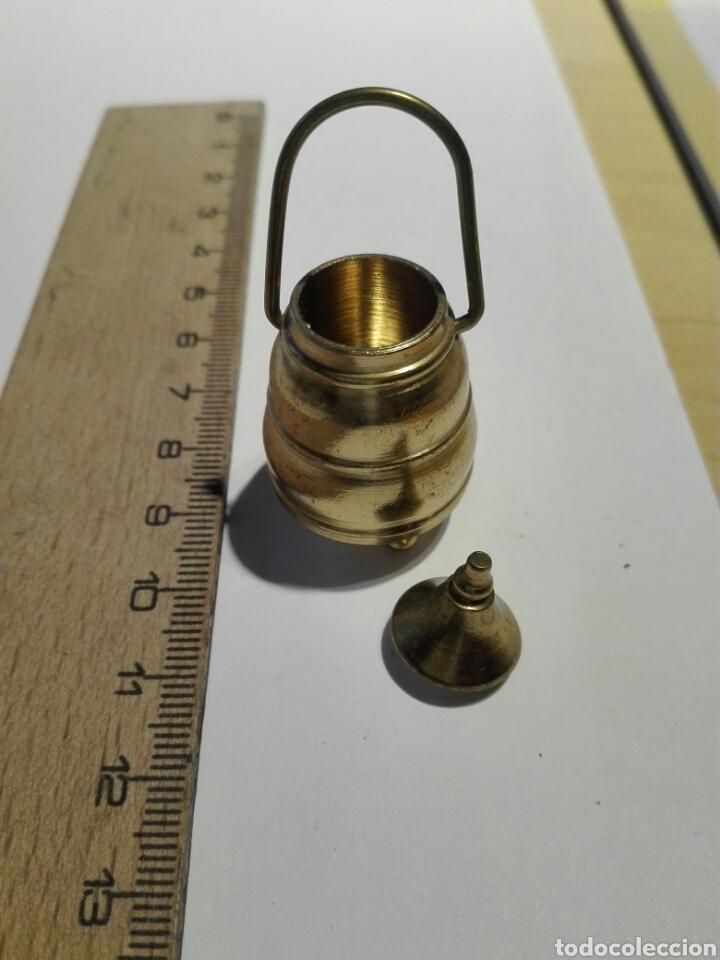 Vintage: MINIATURA DE LAT&Oacute;N.LECHERA CON TAPA - Foto 2