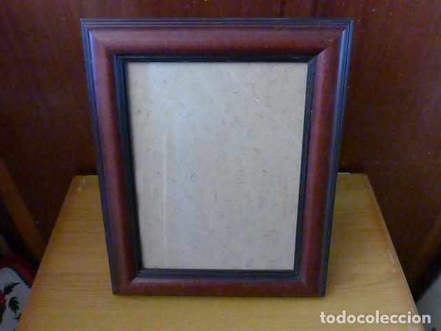 Vintage: MARCO O PORTAFOTOS DE MADERA PARA MESA O COLGAR.