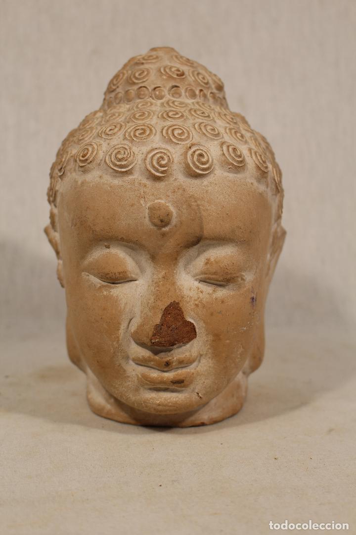 Vintage: cabeza de buda en terracota