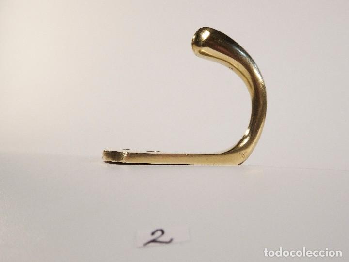 Vintage: GANCHO COLGADOR PERCHERO BRONCE LAT&Oacute;N N&ordm; 2