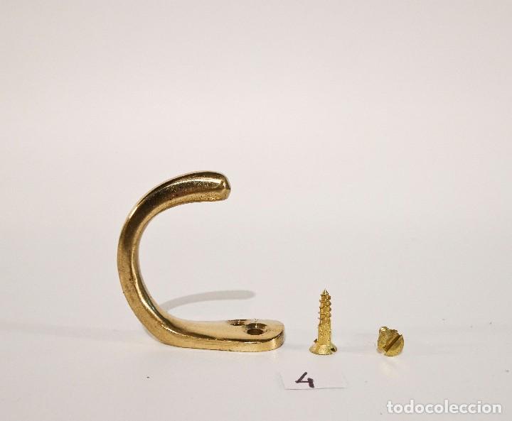 Vintage: COLGADOR GANCHO PERCHERO BRONCE LAT&Oacute;N N&ordm; 4 PEQUE&Ntilde;O