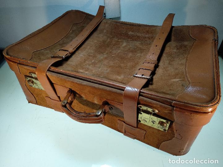 Una efectiva galería La risa gran maleta de viaje en piel con correajes - ci - Compra venta en  todocoleccion