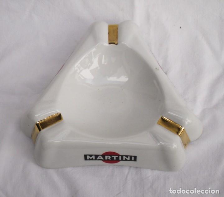 Vintage: CENICERO CON PUBLICIDAD DEL MARTINI - Foto 1