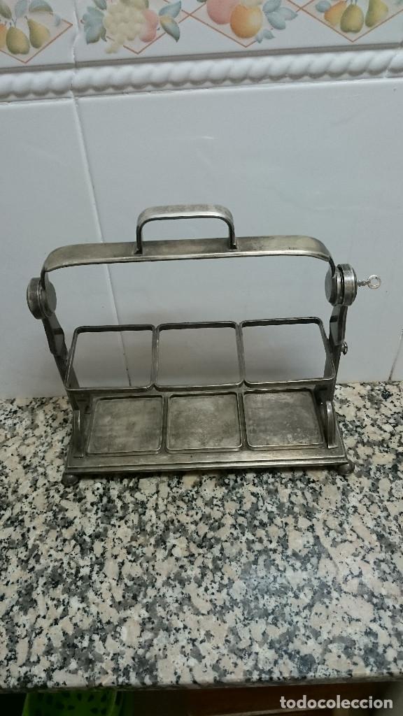 Vintage: ANTIGUO PORTA BOTELLA CON LLAVE ART BERNODON KRUPP VER FOTOS