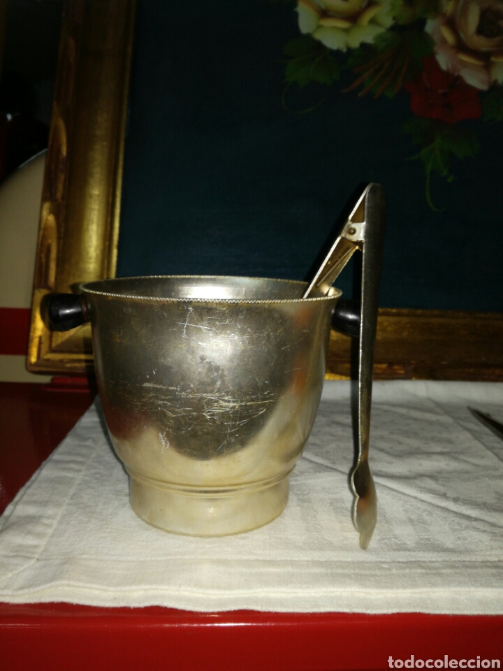 Vintage: Peque&ntilde;a cubitera de aluminio usada - Foto 1