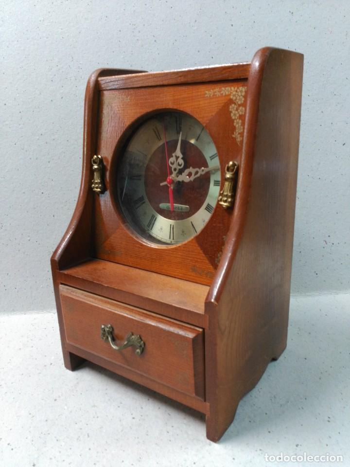 Vintage: RELOJ CAJA DE MUSICA EN MADERA - Foto 2