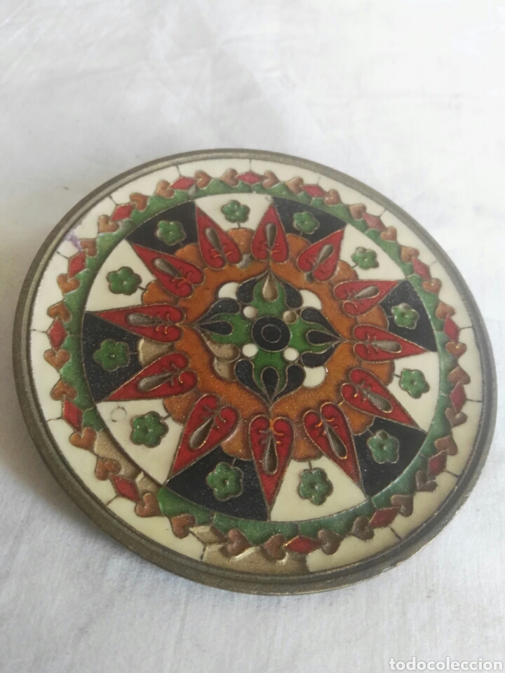Vintage: Antiguo plato bronce relieve y esmaltado - Foto 1
