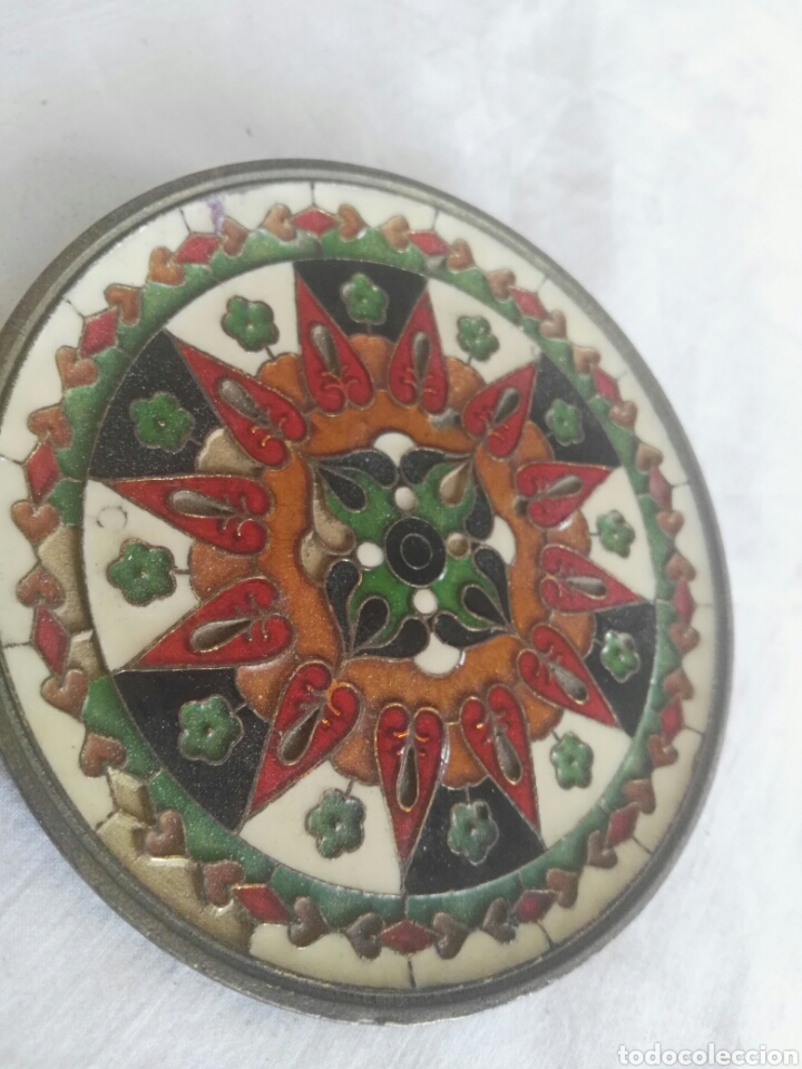 Vintage: Antiguo plato bronce relieve y esmaltado - Foto 2