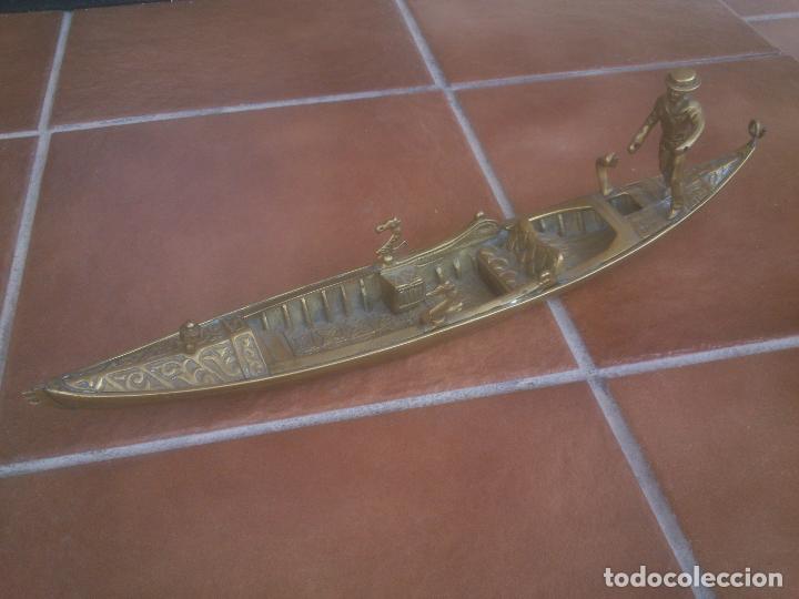Vintage: ANTIGUA GONDOLA EN BRONCE TRABAJADO - Foto 1
