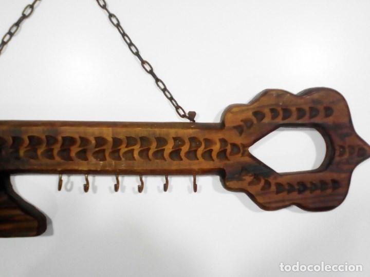 bonito armarito cuelga llaves de madera, forrad - Compra venta en  todocoleccion