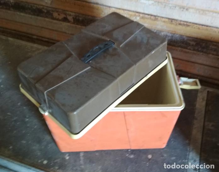 Vintage: NEVERA PORTATIL VINTAGE - Foto 3
