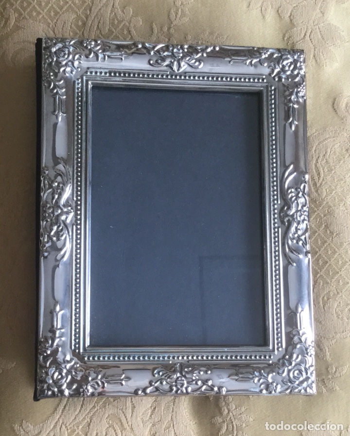 Vintage: ALBUM PARA FOTOS CON MARCO INCLUIDO REPUJADO