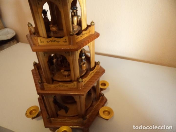 Vintage: Pir&aacute;mide de navidad de madera - Foto 2