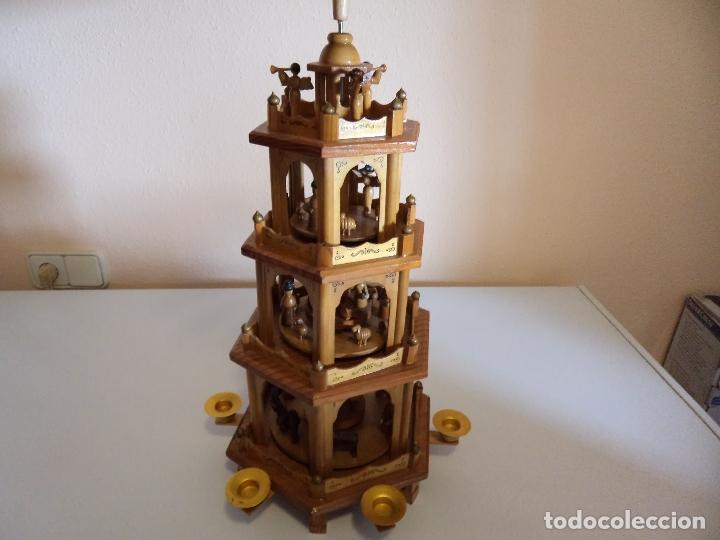 Vintage: Pir&aacute;mide de navidad de madera - Foto 4