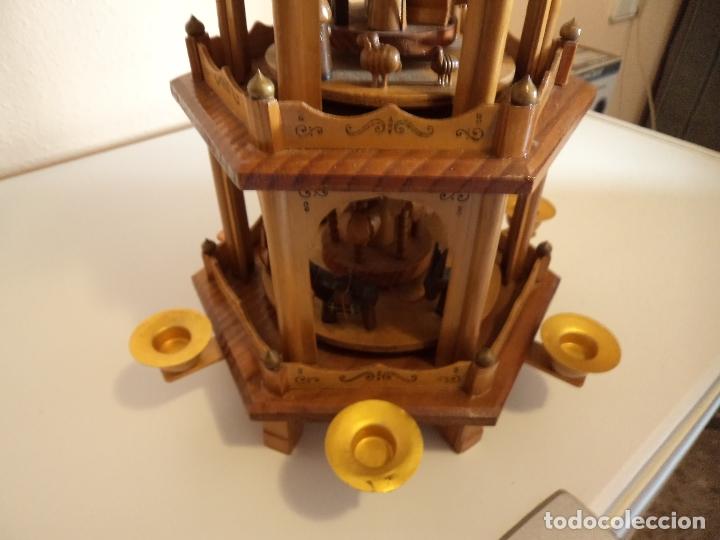 Vintage: Pir&aacute;mide de navidad de madera - Foto 5