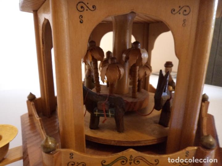 Vintage: Pir&aacute;mide de navidad de madera - Foto 7