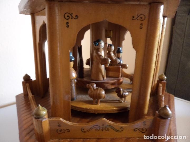 Vintage: Pir&aacute;mide de navidad de madera - Foto 9
