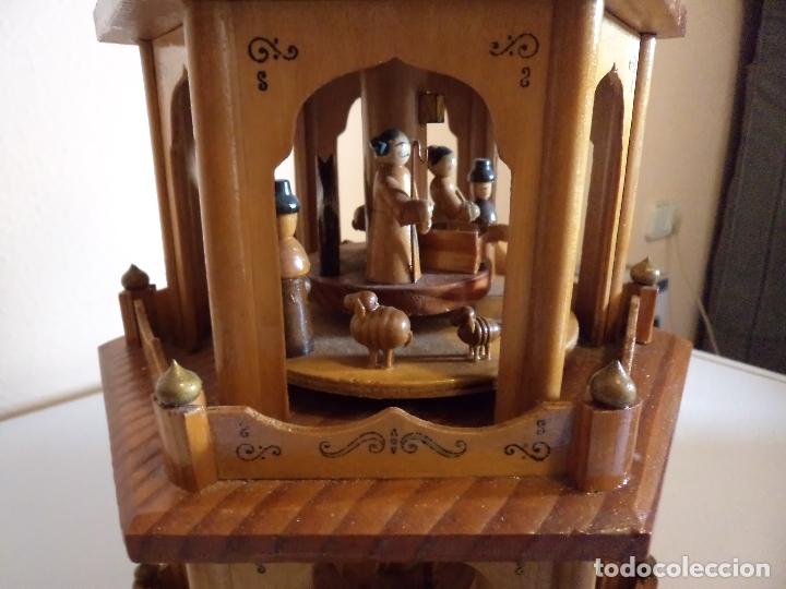 Vintage: Pir&aacute;mide de navidad de madera - Foto 13