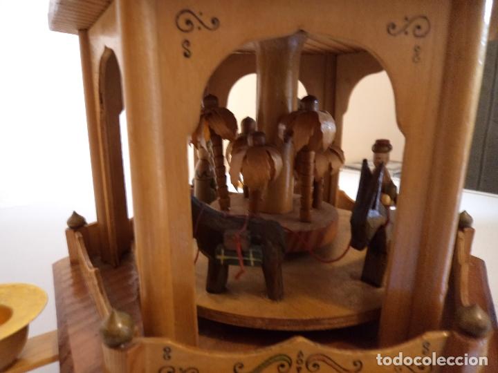 Vintage: Pir&aacute;mide de navidad de madera - Foto 14