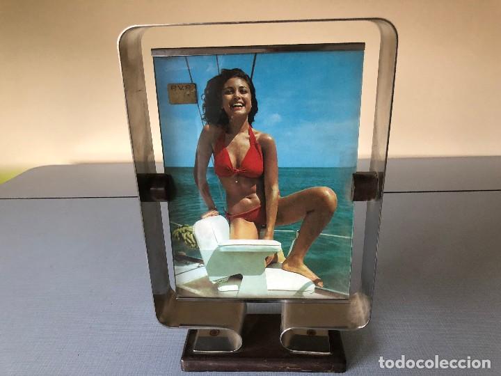 Vintage: ANTIGUO PORTARRETRATOS DE ACERO INOX.