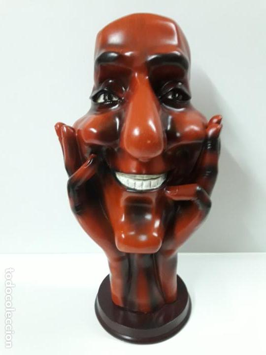 Vintage: FIGURA DE UNA CARA CON MANOS . ALTURA 32,5 CM