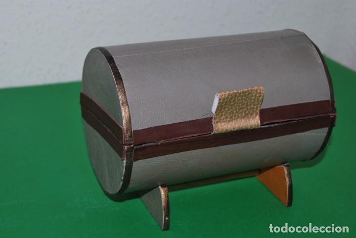 Vintage: CURIOSO JOYERO - CAJA - A&Ntilde;OS 70