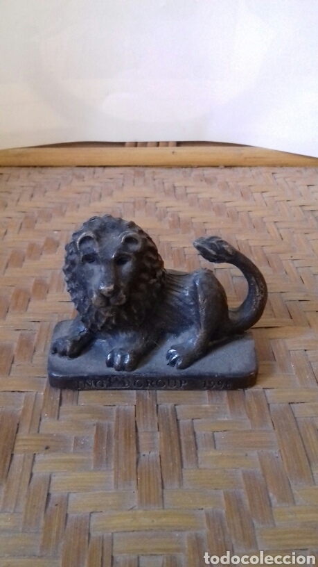 Vintage: Peque&ntilde;a escultura de bronce de ing Group 1998