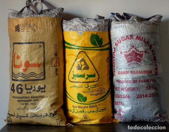 Vintage: Saco. Bolsa de polipropileno. Original, de Pakist&aacute;n. Nueva, sin uso. Con terminaci&oacute;n y soporte