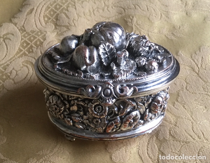 Vintage: ANTIGUA CAJA DE ALPACA LABRADA