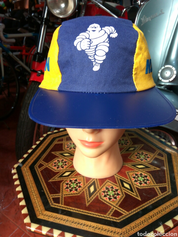 Vintage: MICHEL&Iacute;N GORRA ANTIGUA VISERA PL&Aacute;STICO R&Iacute;GIDO - Foto 3