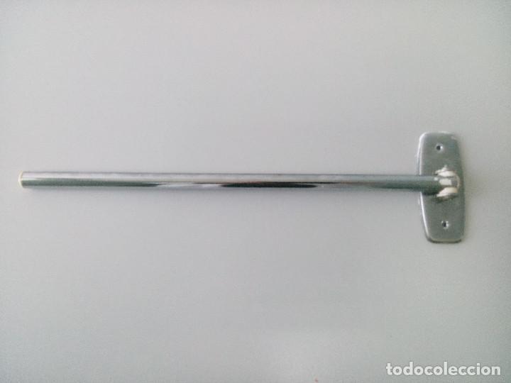 Vintage: ANTIGUO TOALLERO DE BARRA - Foto 2
