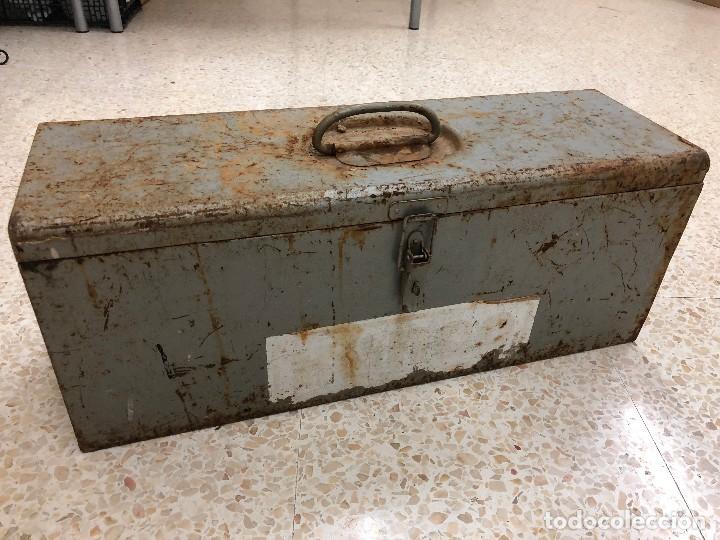 Vintage: CAJA DE HIERRO VINTAGE