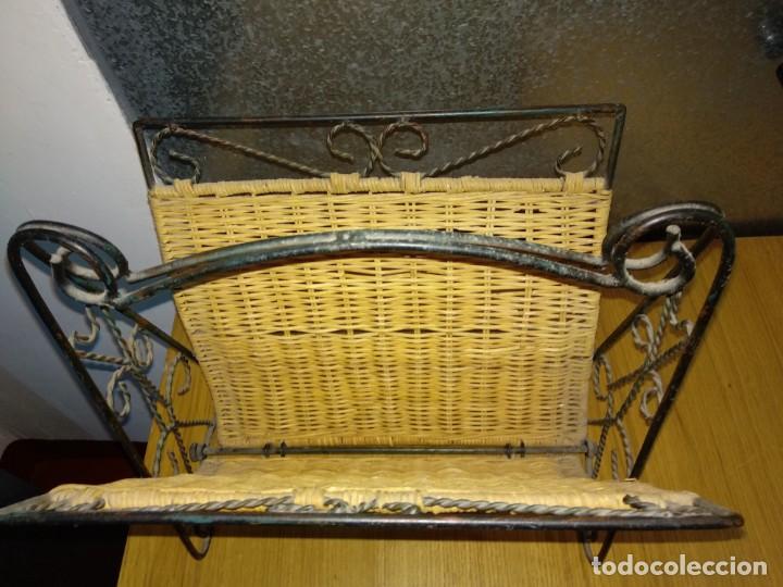 Vintage: ANTIGUO REVISTERO - Foto 2