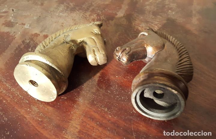 Vintage: PAREJA DE CABEZAS DE CABALLO EN BRONCE - Foto 4